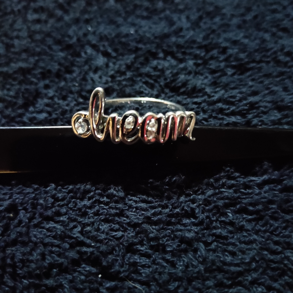 Woman's 925 Ring... Size 10